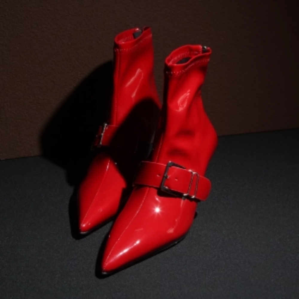 women shoes Heels
